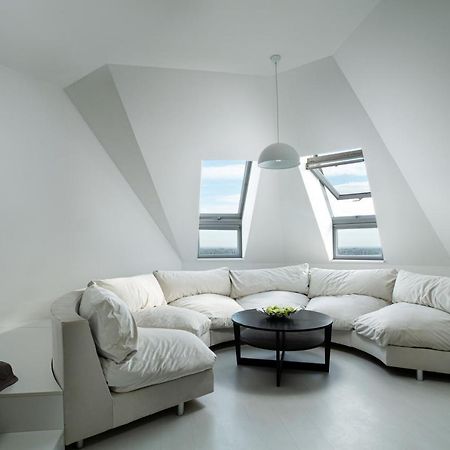 White Attic Apartment Odesa Exterior foto