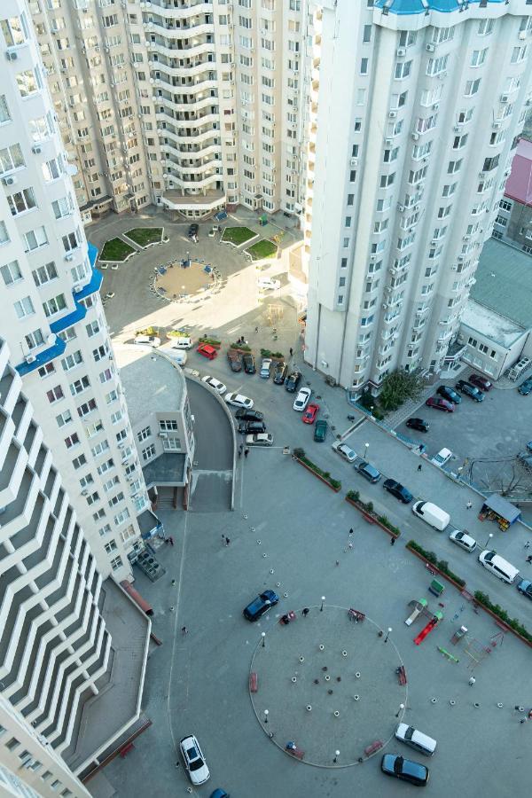 White Attic Apartment Odesa Exterior foto