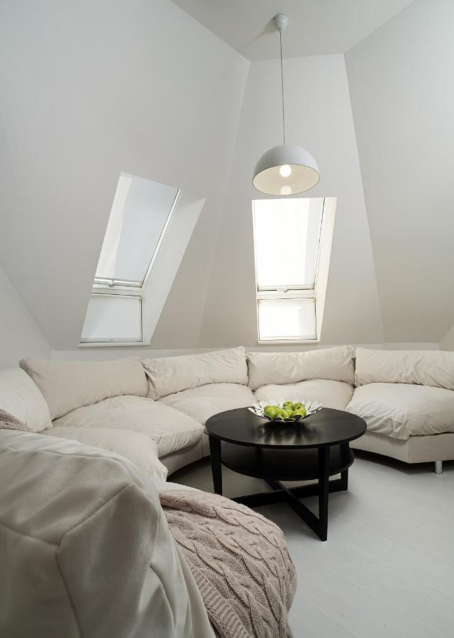 White Attic Apartment Odesa Exterior foto